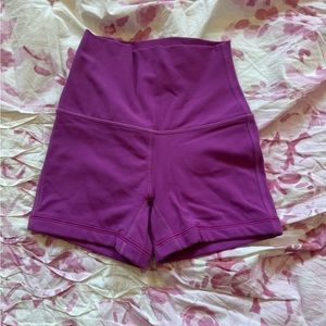 Lululemon HR 3in align shorts: Magenta